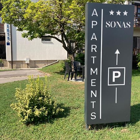 Apartman Sonas With Free Private Parking Karlovac Zewnętrze zdjęcie