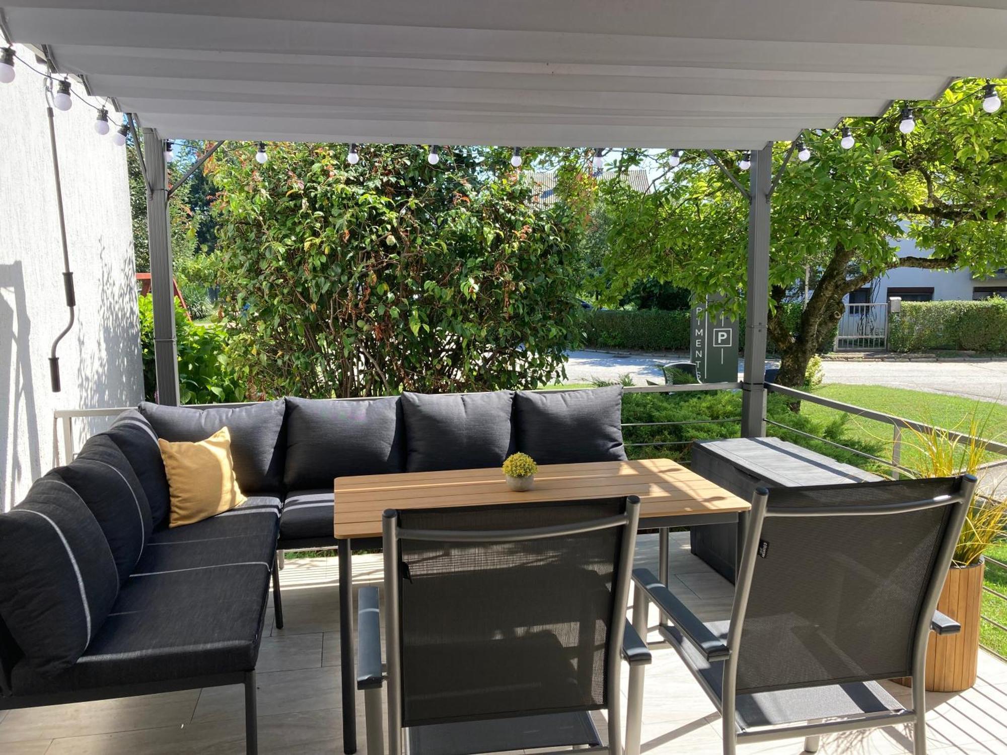 Apartman Sonas With Free Private Parking Karlovac Zewnętrze zdjęcie